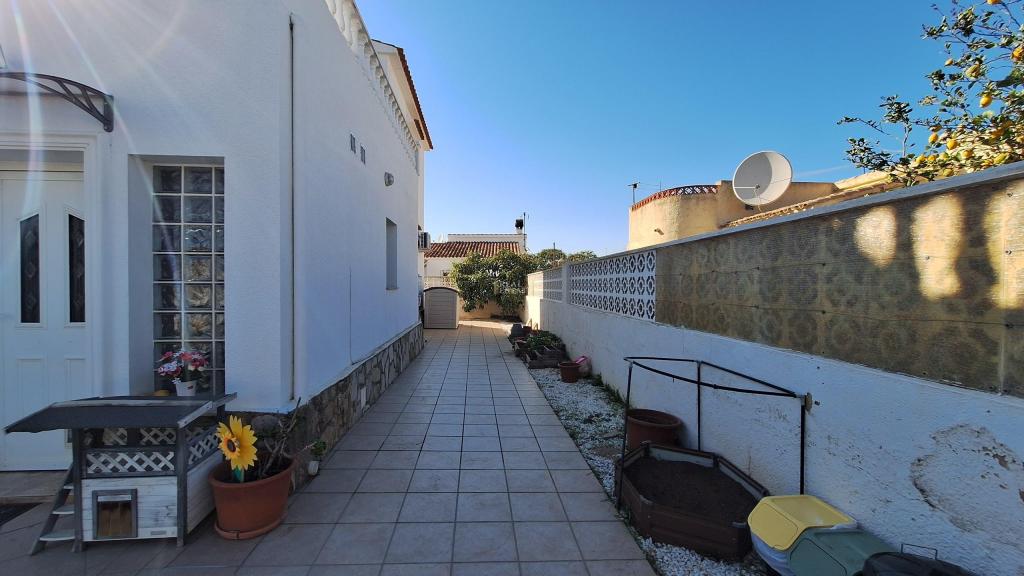 4 bed villa in Poblets (els)