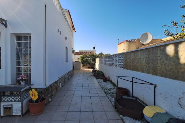 4 bed villa in Poblets (els)