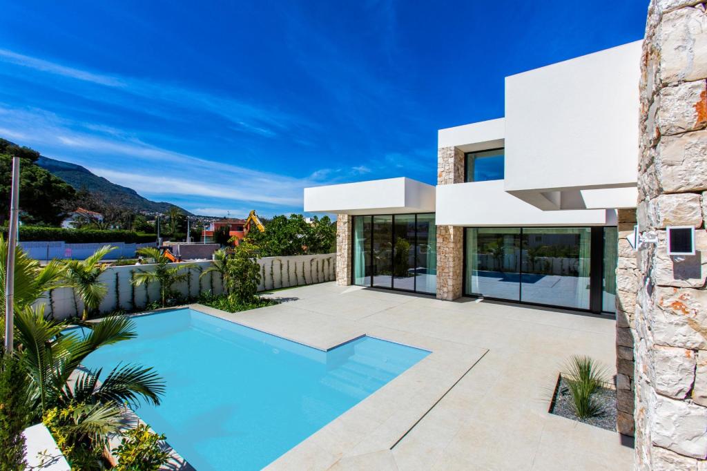 3 bed villas in Denia