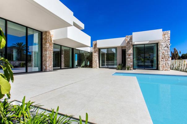 3 bed villas in Denia