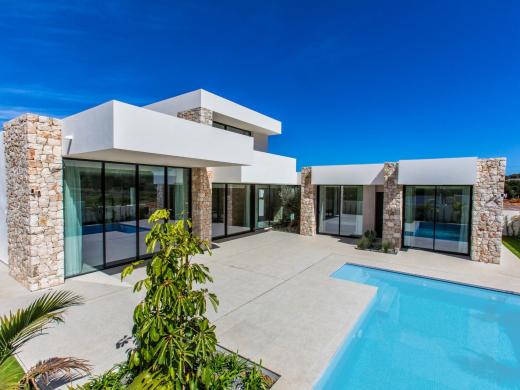 3 bed villas in Denia