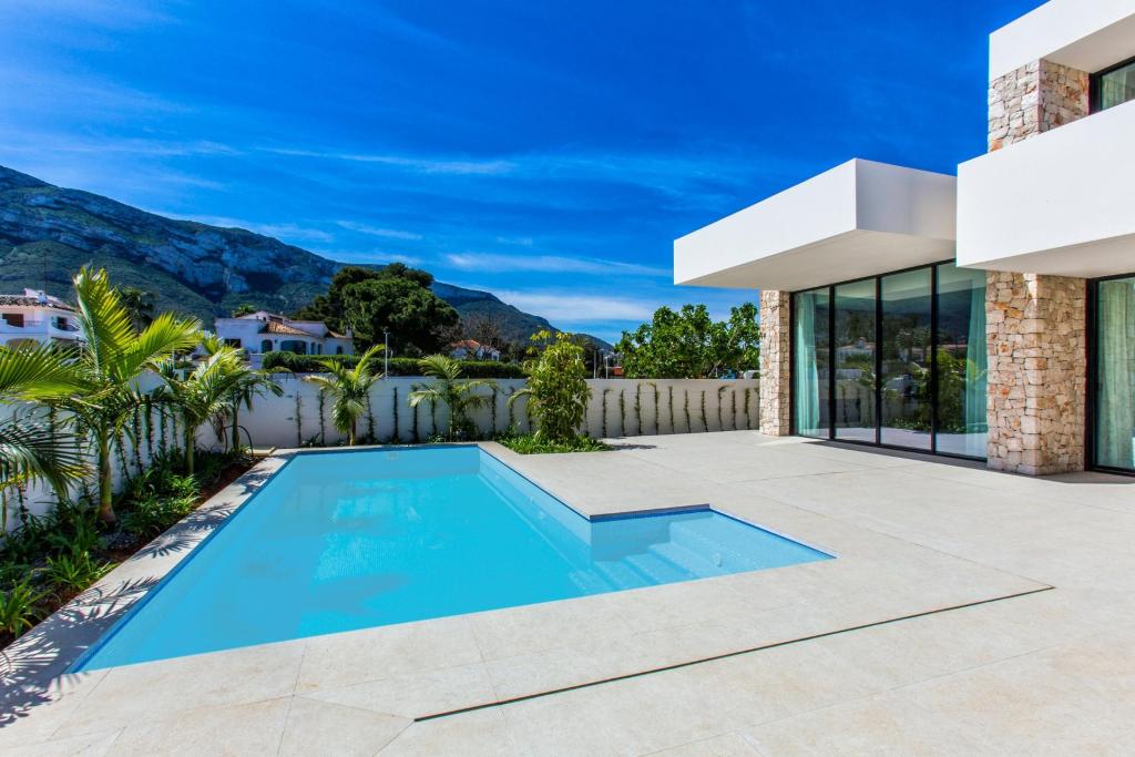 3 bed villas in Denia