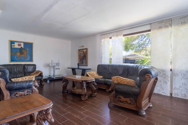6 bed villa in Denia
