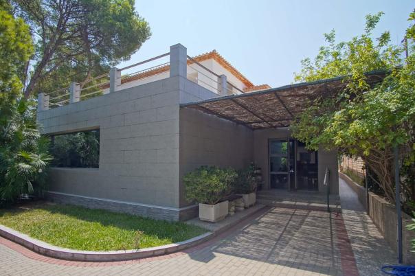 6 bed villa in Denia