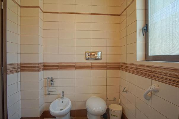 6 bed villa in Denia