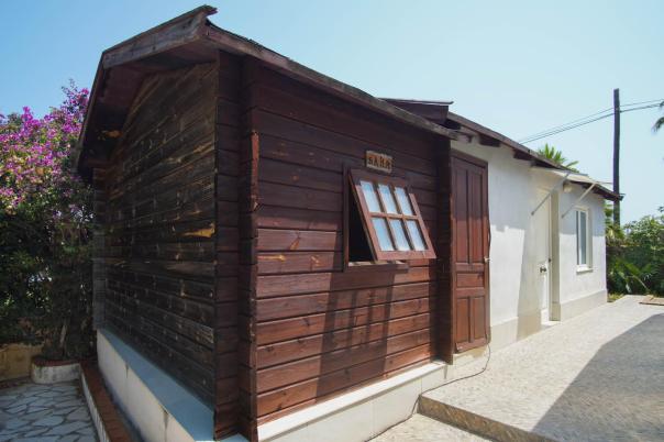 6 bed villa in Denia