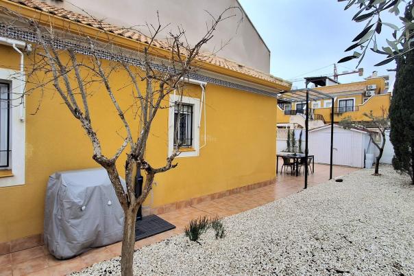 3 bed bungalow in Elche/Elx