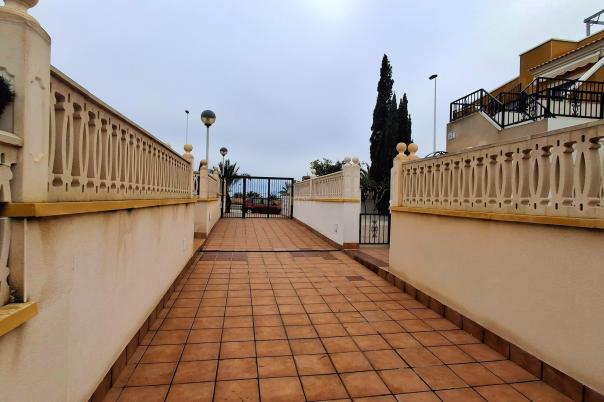 3 bed bungalow in Elche/Elx