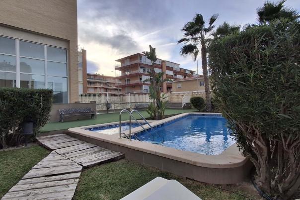 2 bed apartment in Campello (el)