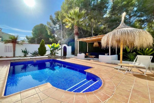 3 bed villas in Moraira