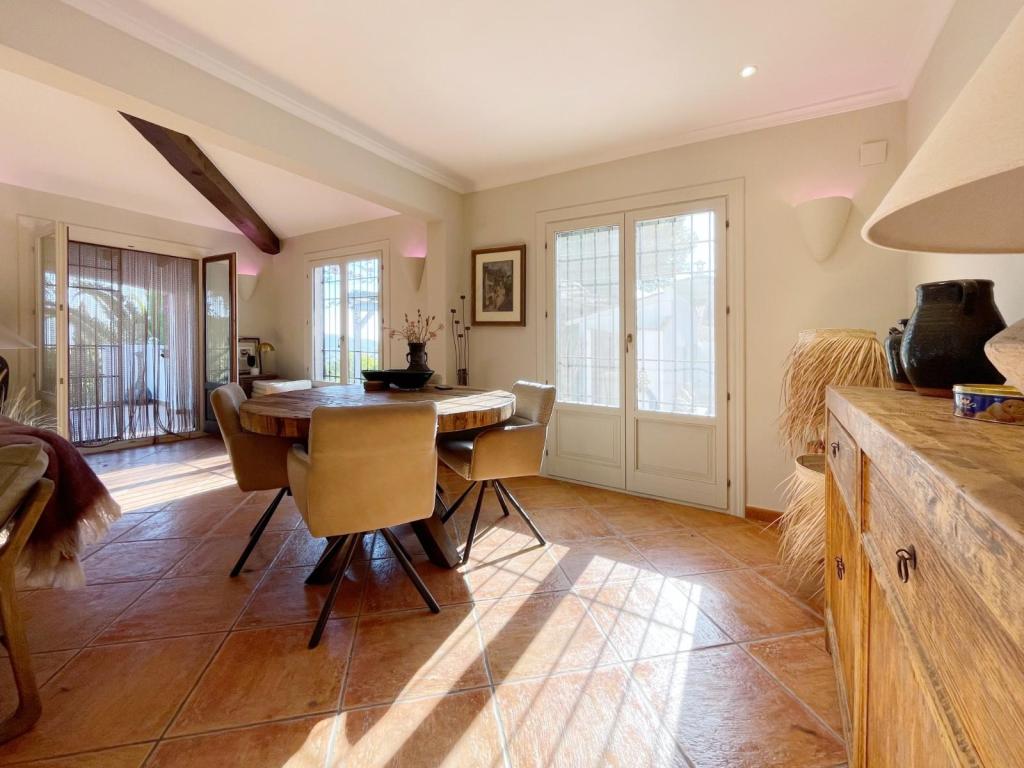 3 bed villas in Moraira