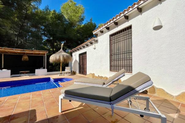 3 bed villas in Moraira