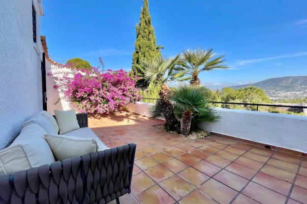 3 bed villas in Moraira