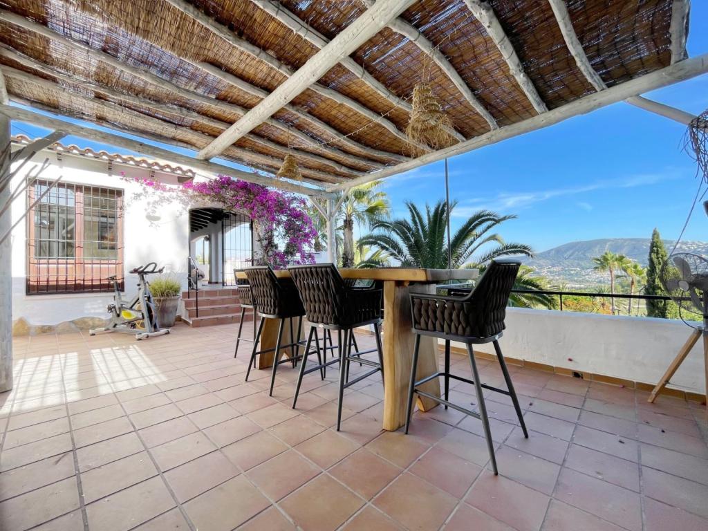 3 bed villas in Moraira