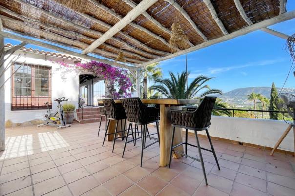 3 bed villas in Moraira