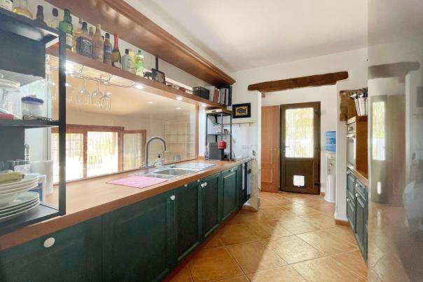 3 bed villas in Moraira