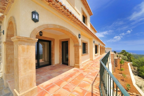5 bed villa in Benissa