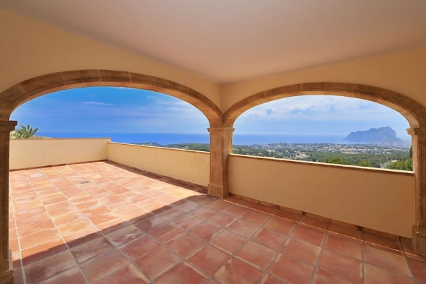 5 bed villa in Benissa