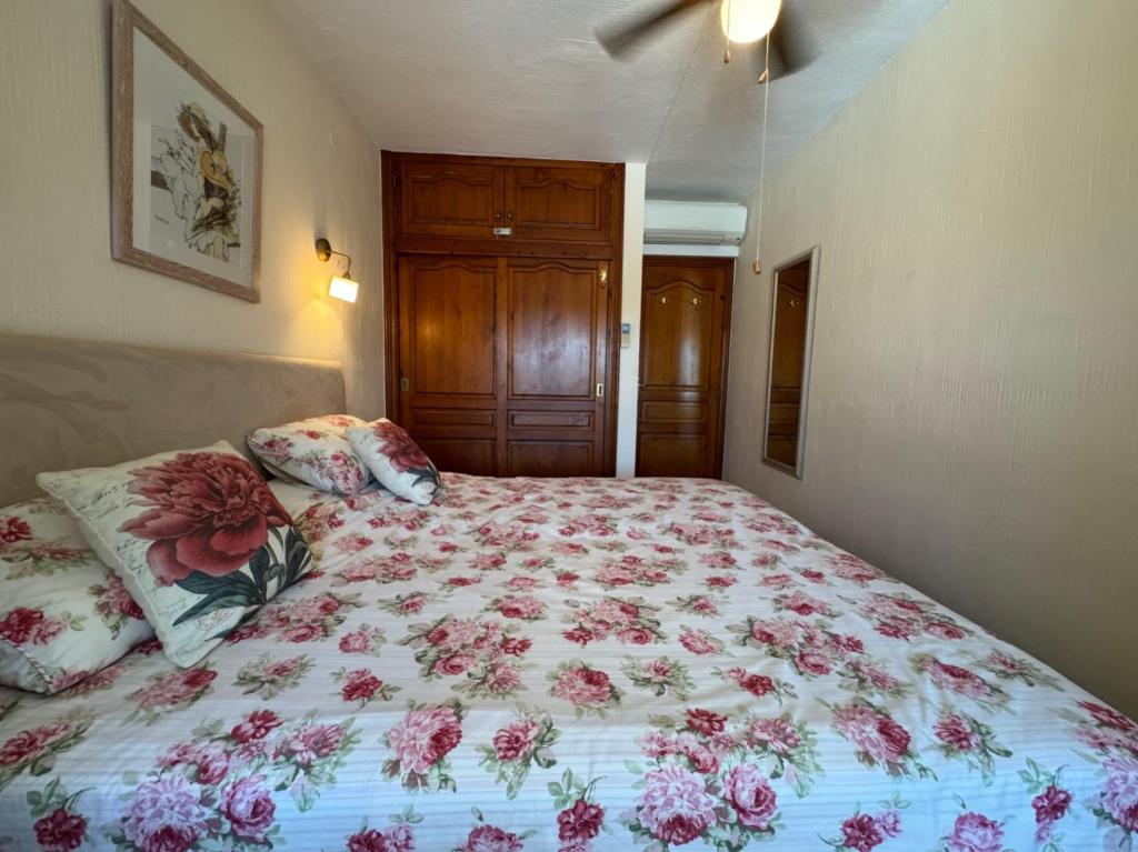 2 bed bungalow in Moraira