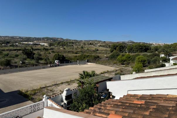 2 bed bungalow in Moraira