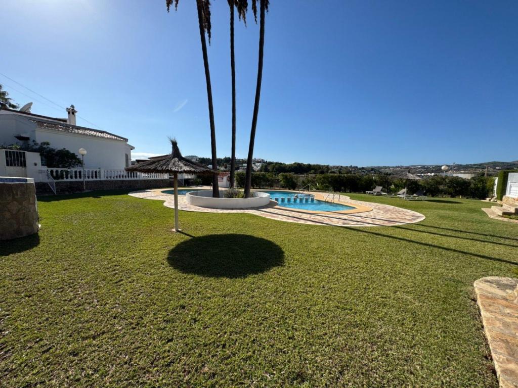 2 bed bungalow in Moraira