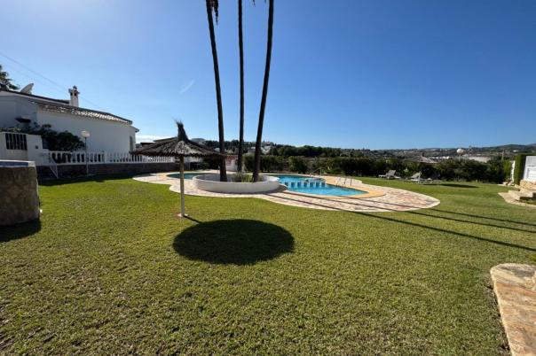 2 bed bungalow in Moraira