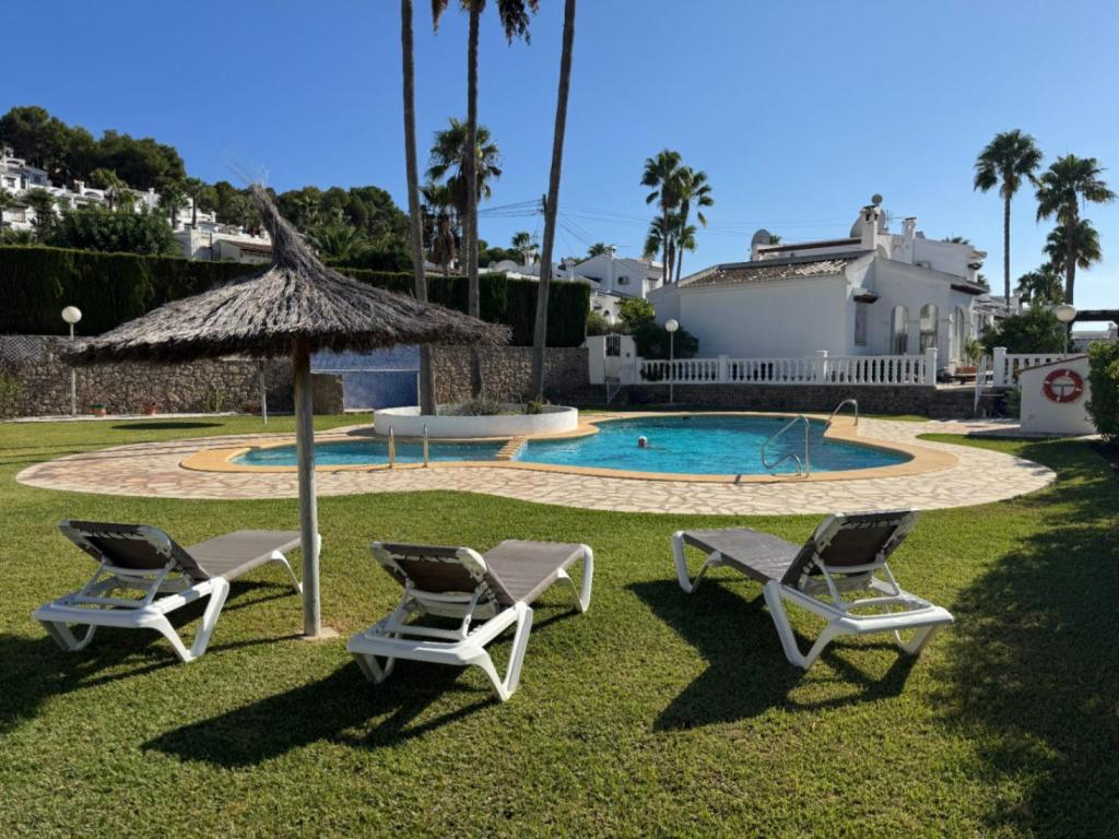 2 bed bungalow in Moraira