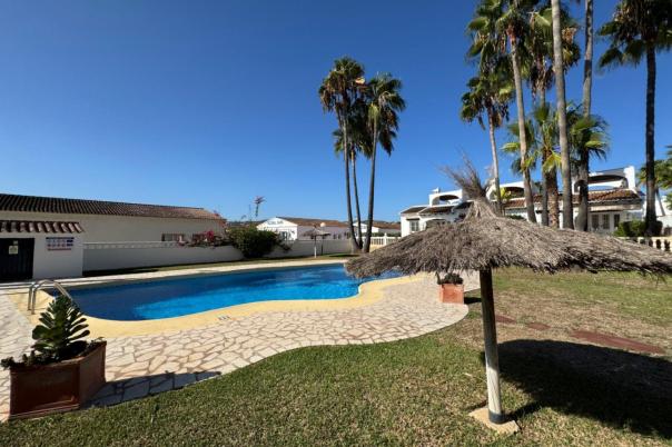 2 bed bungalow in Moraira