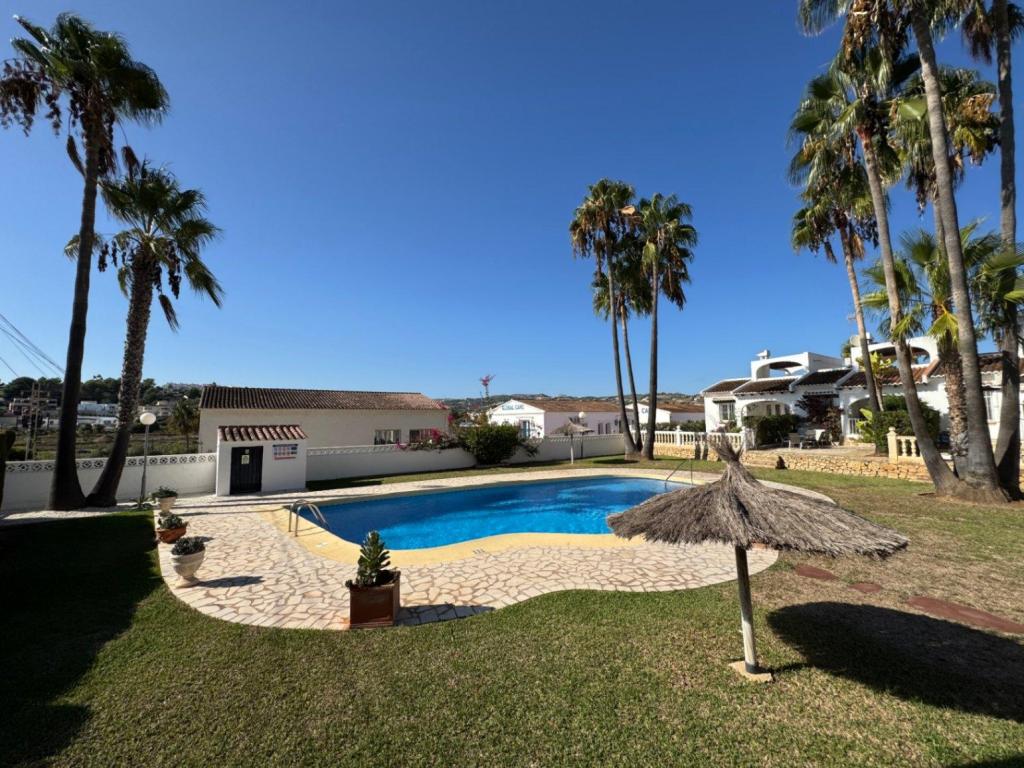 2 bed bungalow in Moraira
