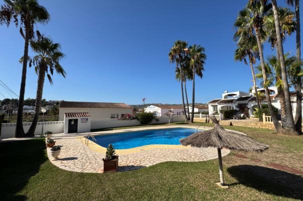 2 bed bungalow in Moraira