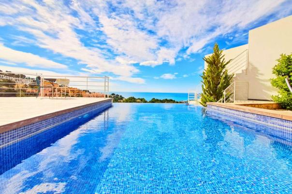 3 bed villa in Altea