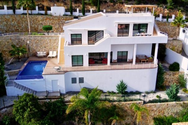 3 bed villa in Altea