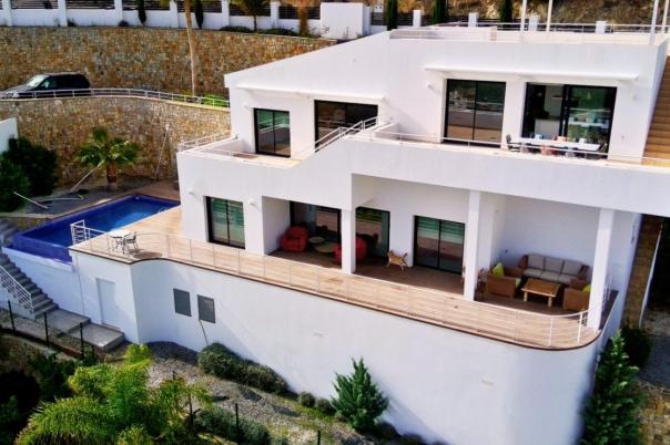 3 bed villa in Altea