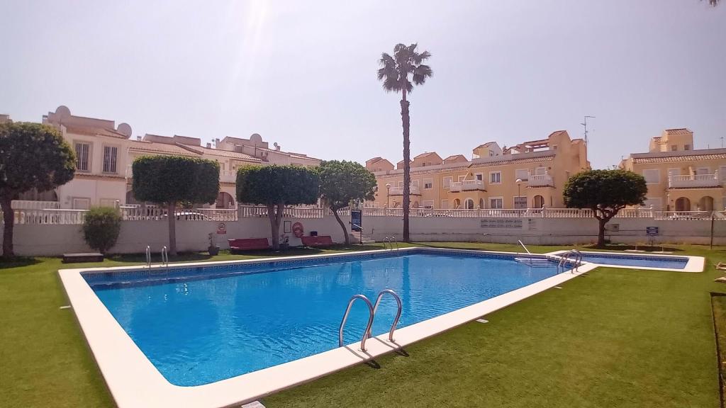 3 bed bungalow in Santa Pola