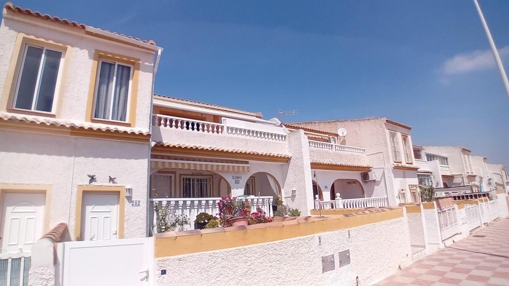 3 bed bungalow in Santa Pola