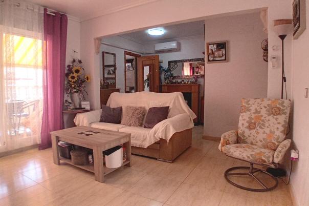 3 bed bungalow in Santa Pola