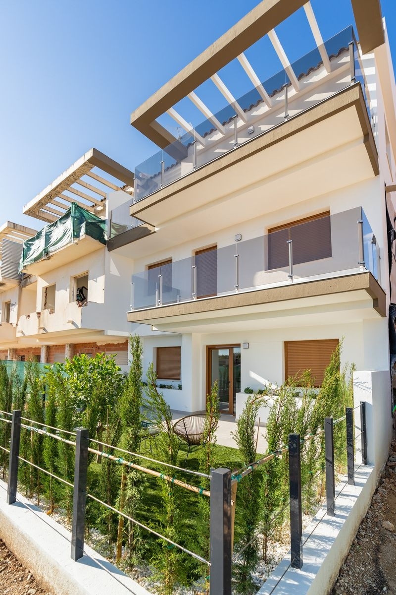 4 bed town_house in La Nucía