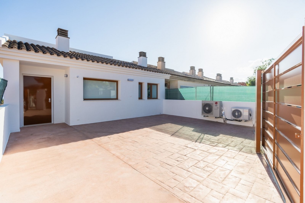 4 bed town_house in La Nucía