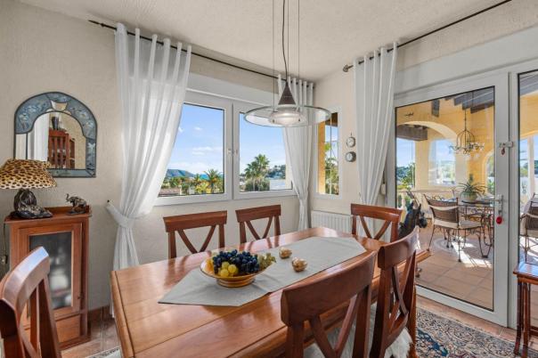 4 bed villa in Moraira