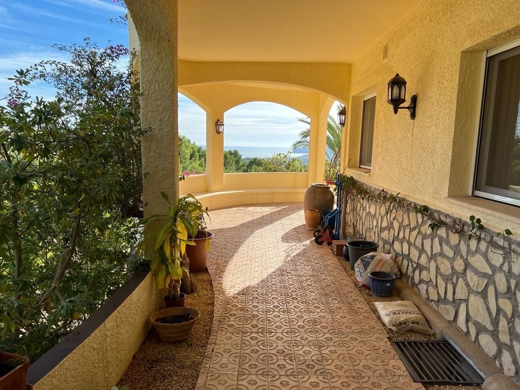 5 bed casa / chalet in Altea