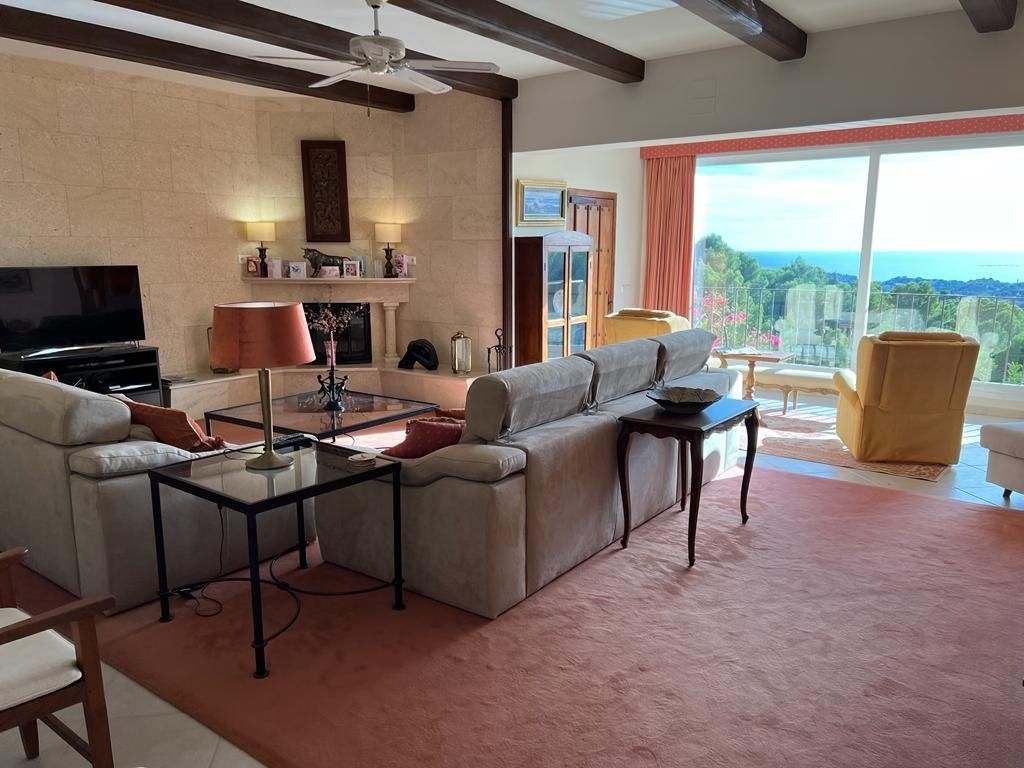 5 bed casa / chalet in Altea
