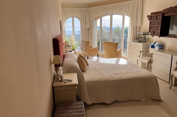 5 bed casa / chalet in Altea