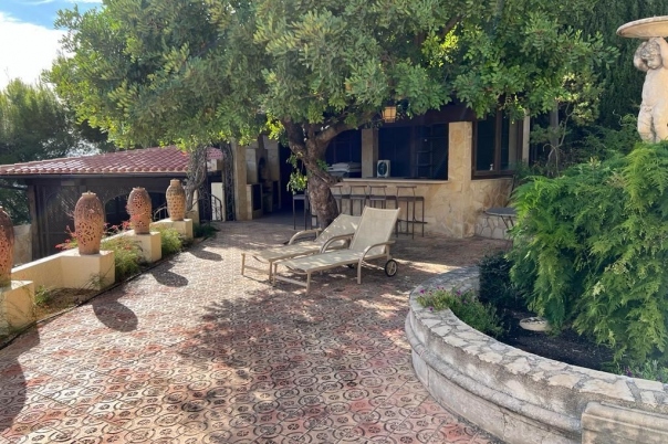 5 bed casa / chalet in Altea