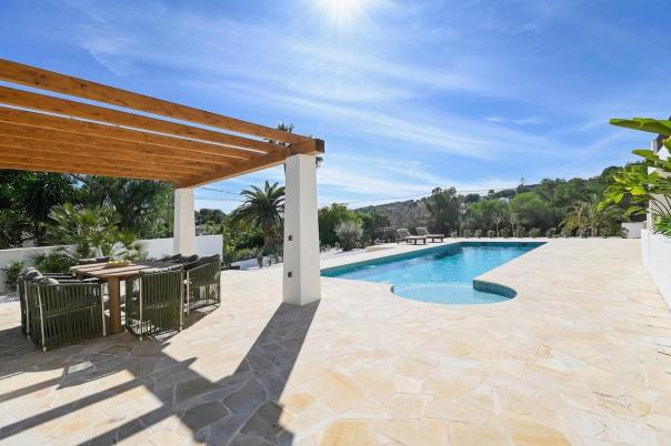 4 bed villas in Moraira