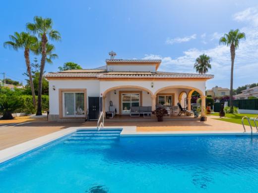 Renovated Mediterranean Villa For Sale in La Guardia Park Javea