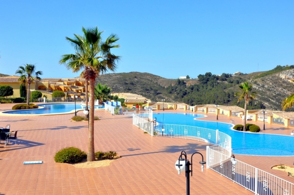 2 bed apartment in Benitachell
