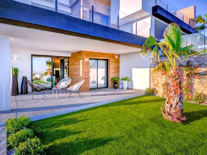 2 bed apartment in Benitachell