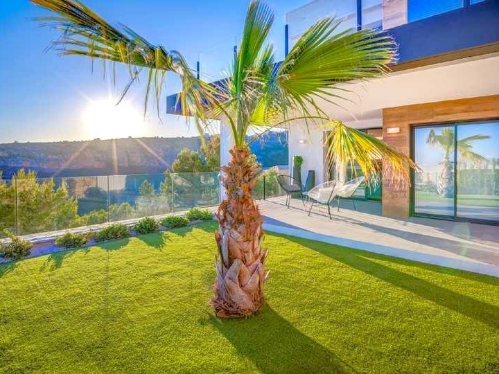 2 bed apartment in Benitachell