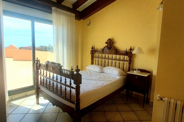 5 bed villa in Calp
