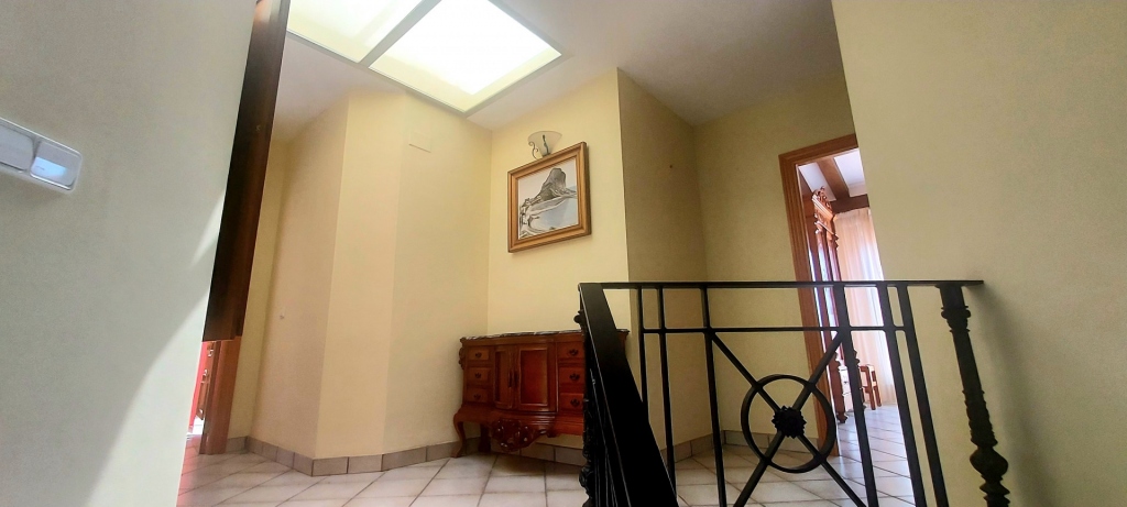 5 bed villa in Calp